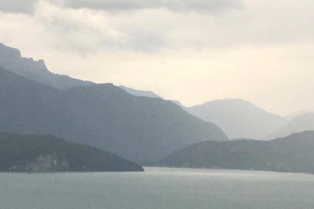 Apt Calme Vue Lac - 2 Chambres - Sauna Annecy Eksteriør billede